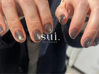 ネイル sui.nailsalon所属・yokozawa sakiのネイルデザイン