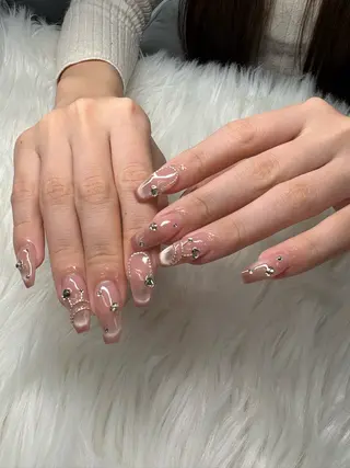 ネイル SHION  のネイルデザイン