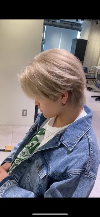 ショート カラー メンズ Osmann Men's Hair Salon御茶ノ水神保町店【オスマン　メンズ　ヘア　サロン】所属・【メンズカット】 富塚　瑠士のヘアスタイル