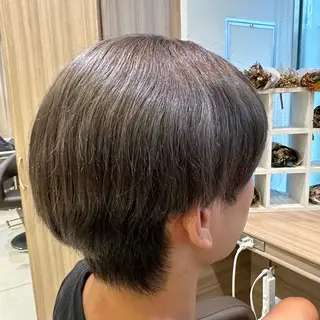 ショート カラー メンズ 勝見 美春のヘアスタイル