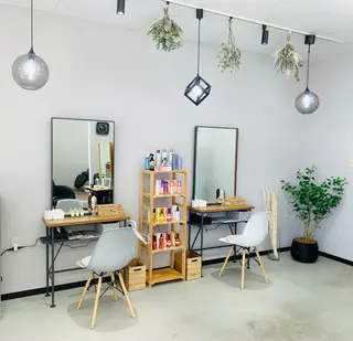 髪質改善カラーズ カフェプラスのヘアスタイル