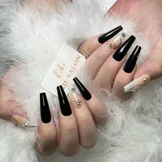 ネイル 💕鈴木ユリ パラジェル/オフ無料のネイルデザイン