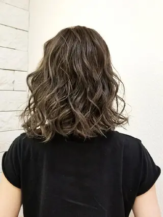 カラー ミディアム Le Lien カジのヘアスタイル