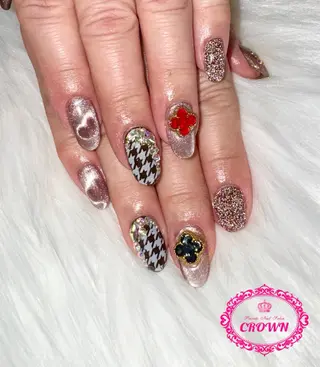 ネイル CROWN プライベートサロンのネイルデザイン