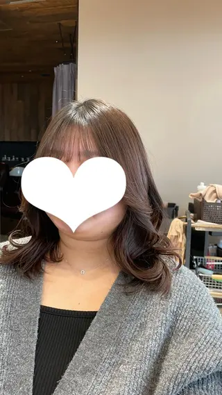 ミディアム 艶カラー/アレンジ/ はまぐちうみのヘアスタイル