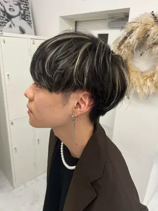 メンズ ADITION所属・ロン毛美容師 タイチ👽のヘアスタイル