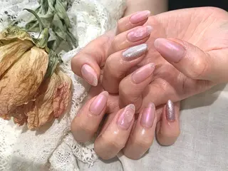 ミディアム m kaori𓃟のネイルデザイン