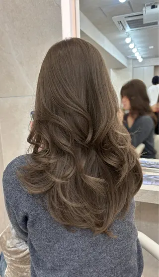 ロング 中村 紅葉のヘアスタイル