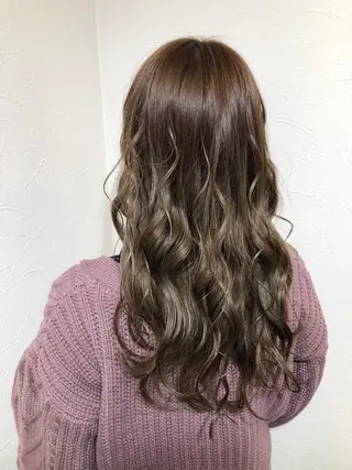 ロング カラー 浦山 和之のヘアスタイル