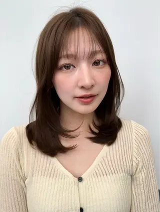 ミディアム 艶髪/レイヤー/ 垢抜け🩵/MARIのヘアスタイル