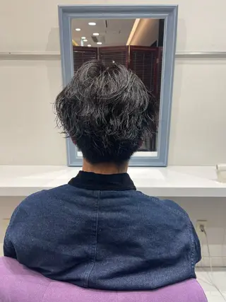 メンズ 超透明感カラー🦋韓 国羽エクステ🪽🫧のヘアスタイル