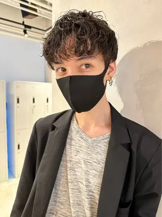 パーマ メンズ 渋谷レイヤーカット/ 暖色艶カラー🩵高橋のヘアスタイル