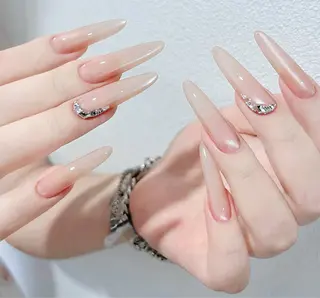 ネイル Spade Q Trainingのネイルデザイン