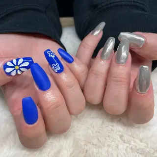 ネイル 岩山 直子のネイルデザイン