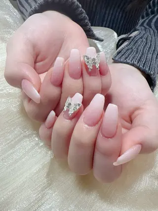 ネイル ＆ME アンドミーのネイルデザイン