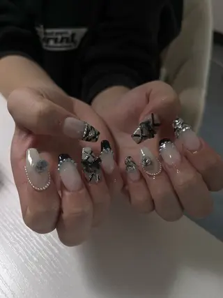 ネイル 28𝓝𝓪𝓲𝓵 kotomi🎀のネイルデザイン