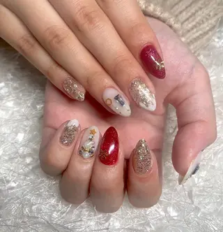 ネイル Nail&eye Belire 新宿のネイルデザイン