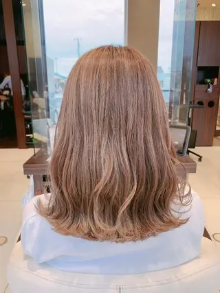 セミロング 坂井 水菜美のヘアスタイル