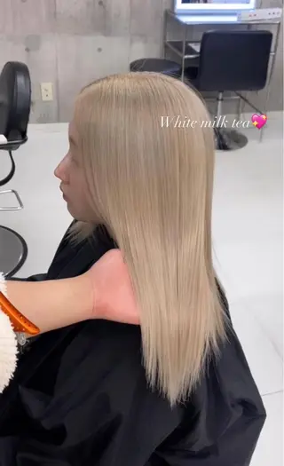 セミロング カラー ヘアアレンジ メンズ のん🎀ハイトーン/ レイヤーカット🐳のヘアスタイル