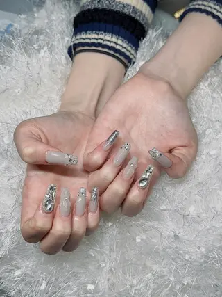 ネイル U1salon所属・佐藤 希子のネイルデザイン