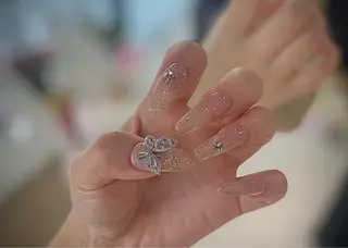 ネイル I-nailロング /ワンホン/キラキラのネイルデザイン