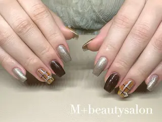 ネイル M+  Beauty Salonのネイルデザイン