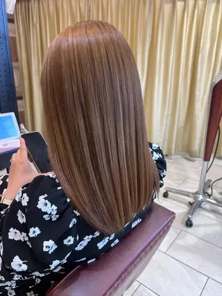 ミディアム 白髪ぼかし/ 艶カラー🌿斎藤相慶のヘアスタイル