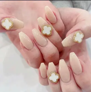 ネイル エ リのネイルデザイン