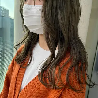 セミロング カラー サソウ ユリエ🥥のヘアスタイル