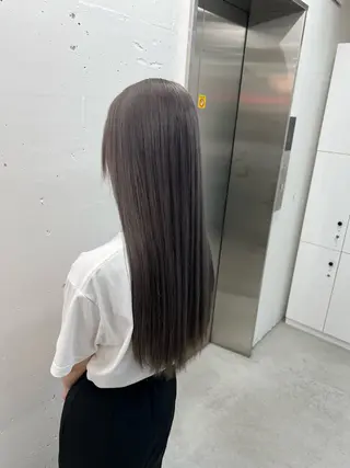 ロング カラー あすか JILLSTUDIOのヘアスタイル