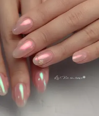 ネイル ラヴィアン ローズのネイルデザイン