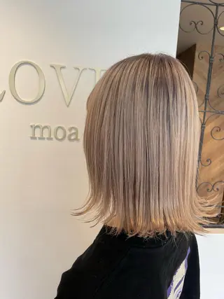 ミディアム Lovis moa 〘国分　かな〙のヘアスタイル