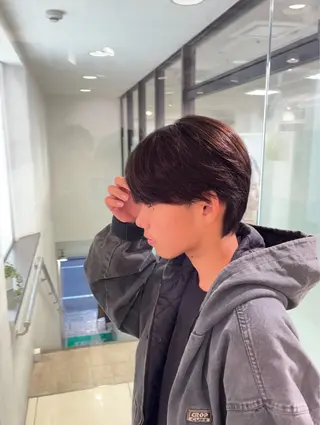 ショート カラー パーマ メンズ 【シャドウパーマ センターパート】義心のヘアスタイル