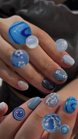 ネイル AMRITA omotesando所属・艶ｶﾗｰ･:*個性派 ﾈｲﾙ🦋mire-のネイルデザイン