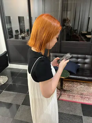 カラー あやか/ベージュ /透け感カラーのヘアスタイル