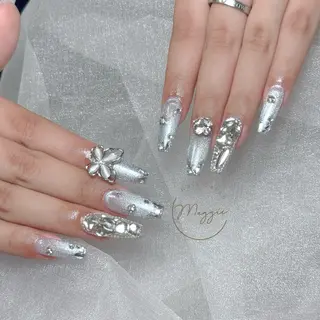 ネイル Maggie Nail🦩のネイルデザイン
