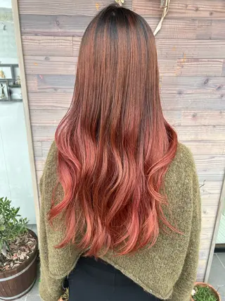 ロング 高津 千慧のヘアスタイル