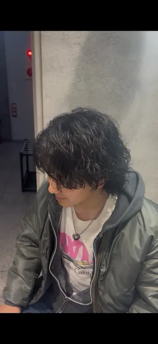 ミディアム パーマ メンズ トレンド🔥メンズ 特化⚡️網野裕希のヘアスタイル