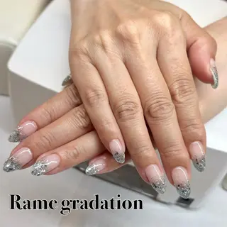 ネイル ネイルサロンエーナイン本店所属・【モデル募集中】 hina🌼のネイルデザイン