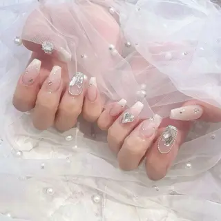 ネイル Lee Nailsのネイルデザイン