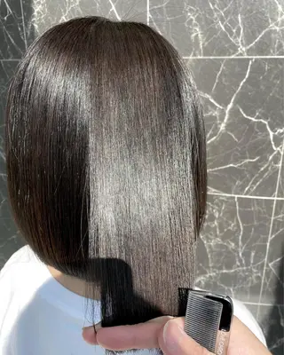 ミディアム 🔸縮毛矯正/髪質 改善カラー石崎🔸のヘアスタイル