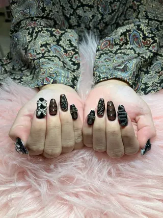 ネイル 💜MIYA nail川崎店のネイルデザイン