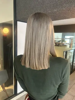 ミディアム カラー 𝐌𝐢𝐨/ 薬院 /カラーモデル募集中のヘアスタイル