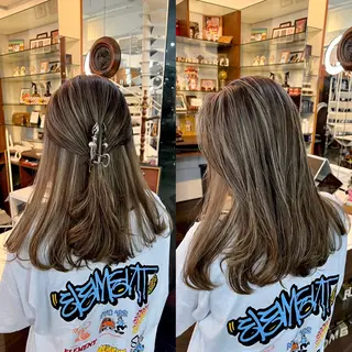 セミロング カラー レイヤー/ボブ/ ミニボブ/AOIのヘアスタイル