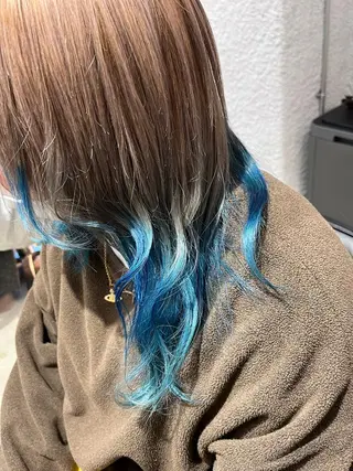 セミロング おかにわ みりのヘアスタイル