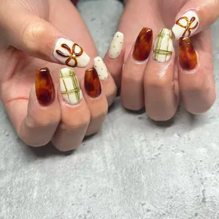ネイル RE💟N.NAIL ラテン系お姉さんのネイルデザイン