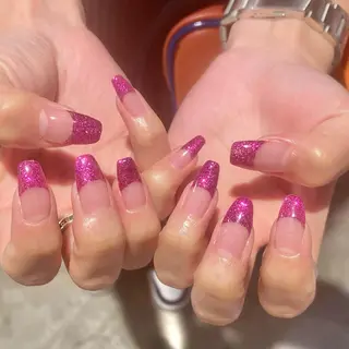 ネイル 💚K. ARISA💚のネイルデザイン