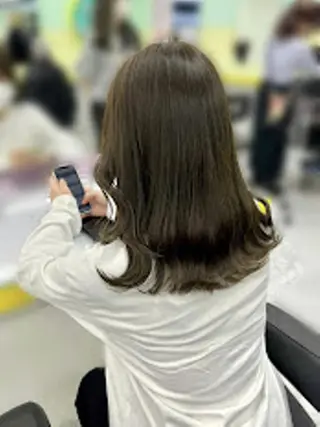 カラー 🪞［公式］ UNITED横浜🪞のヘアスタイル