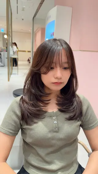 セミロング 赤羽今日子/レイヤー /盛れる顔まわりのヘアスタイル