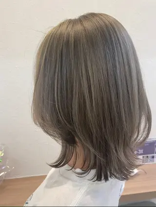 ミディアム カラー パーソナルな髪質改善 縮毛矯正ササキナツミのヘアスタイル